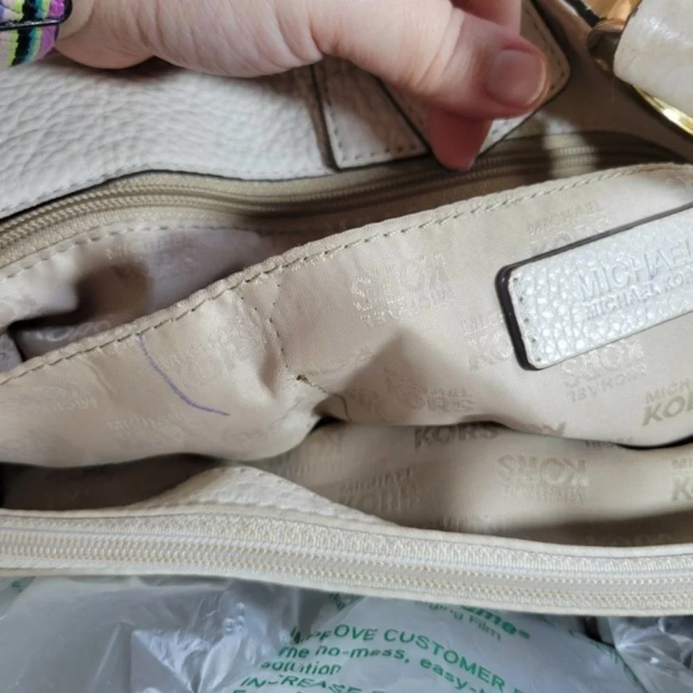 Michael Kors Large Cream East West Fulton Tote